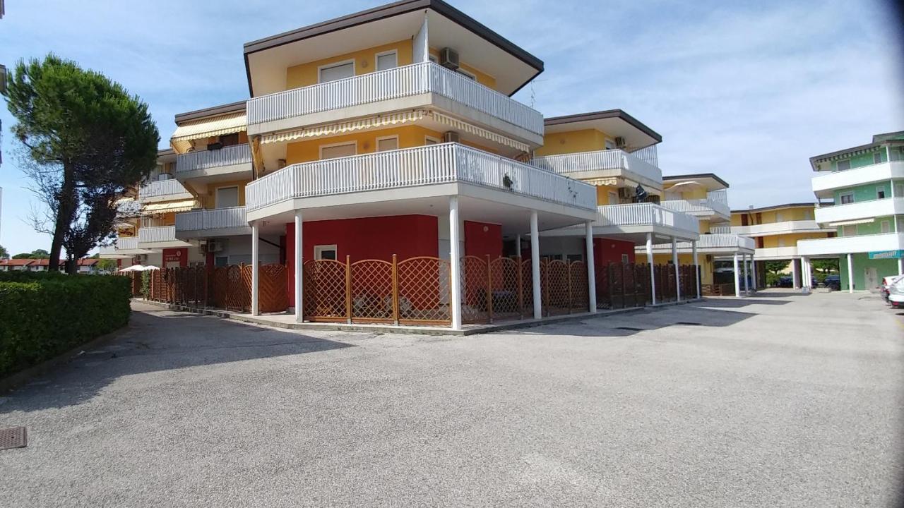 Condominio Miriam Bibione Exterior foto